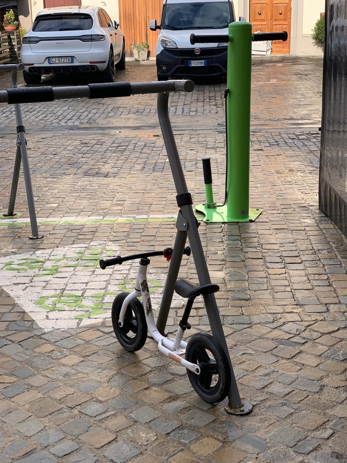 Area biciclette — 1